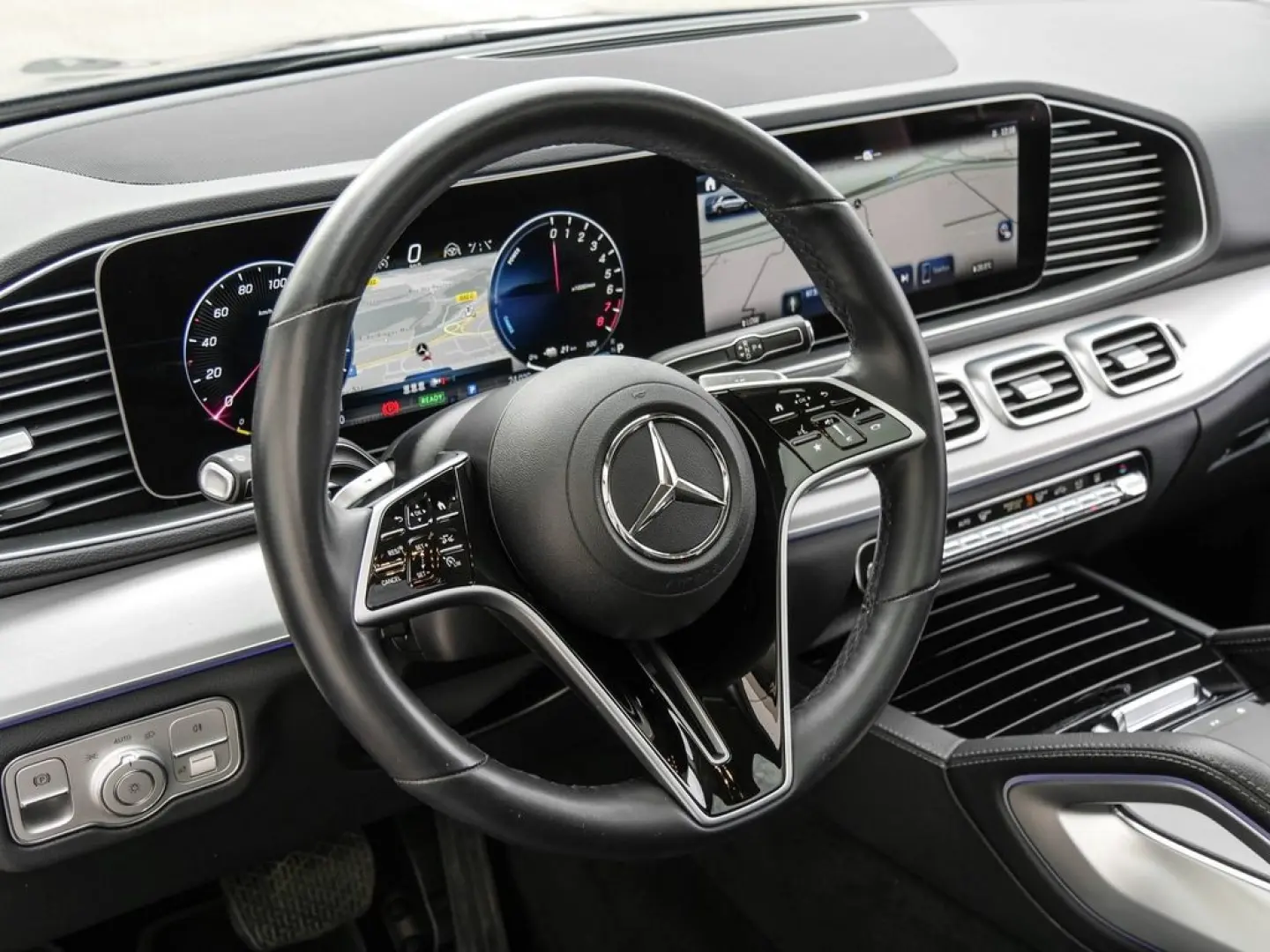 GLE 400 e 4MATIC  AMG KEYL DISTR NAVI MBeam PANO