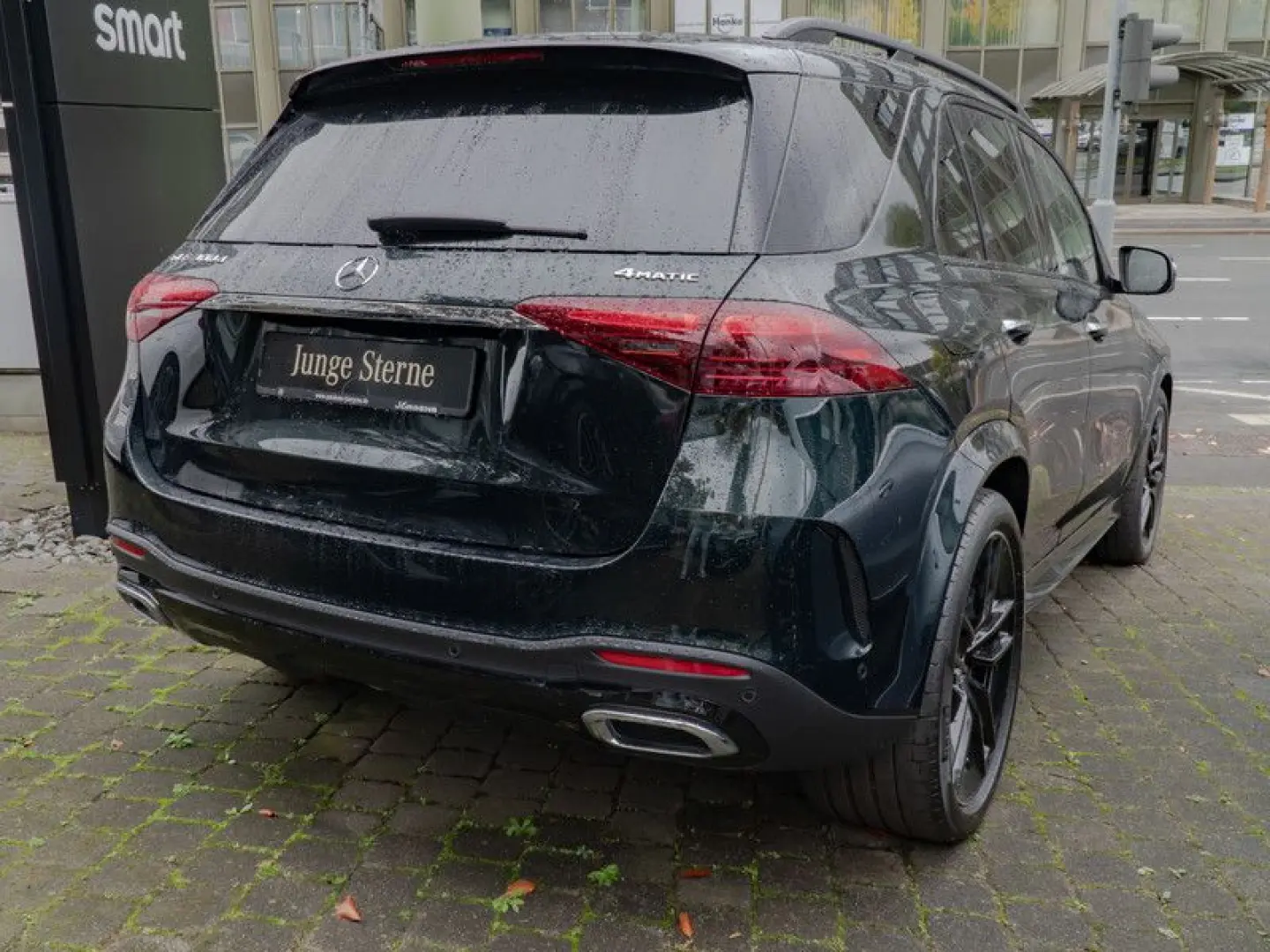 GLE 300 d 4M AMG-Sport Pano HUD AHK Night 22'