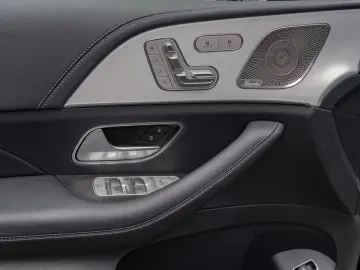 GLE 300 d 4M AMG-Sport Pano HUD AHK Night 22'