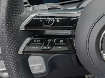 GLE 300 d 4M AMG-Sport Pano HUD AHK Night 22'