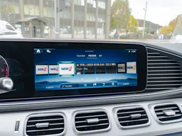 GLE 300 d 4M AMG-Sport Pano HUD AHK Night 22'