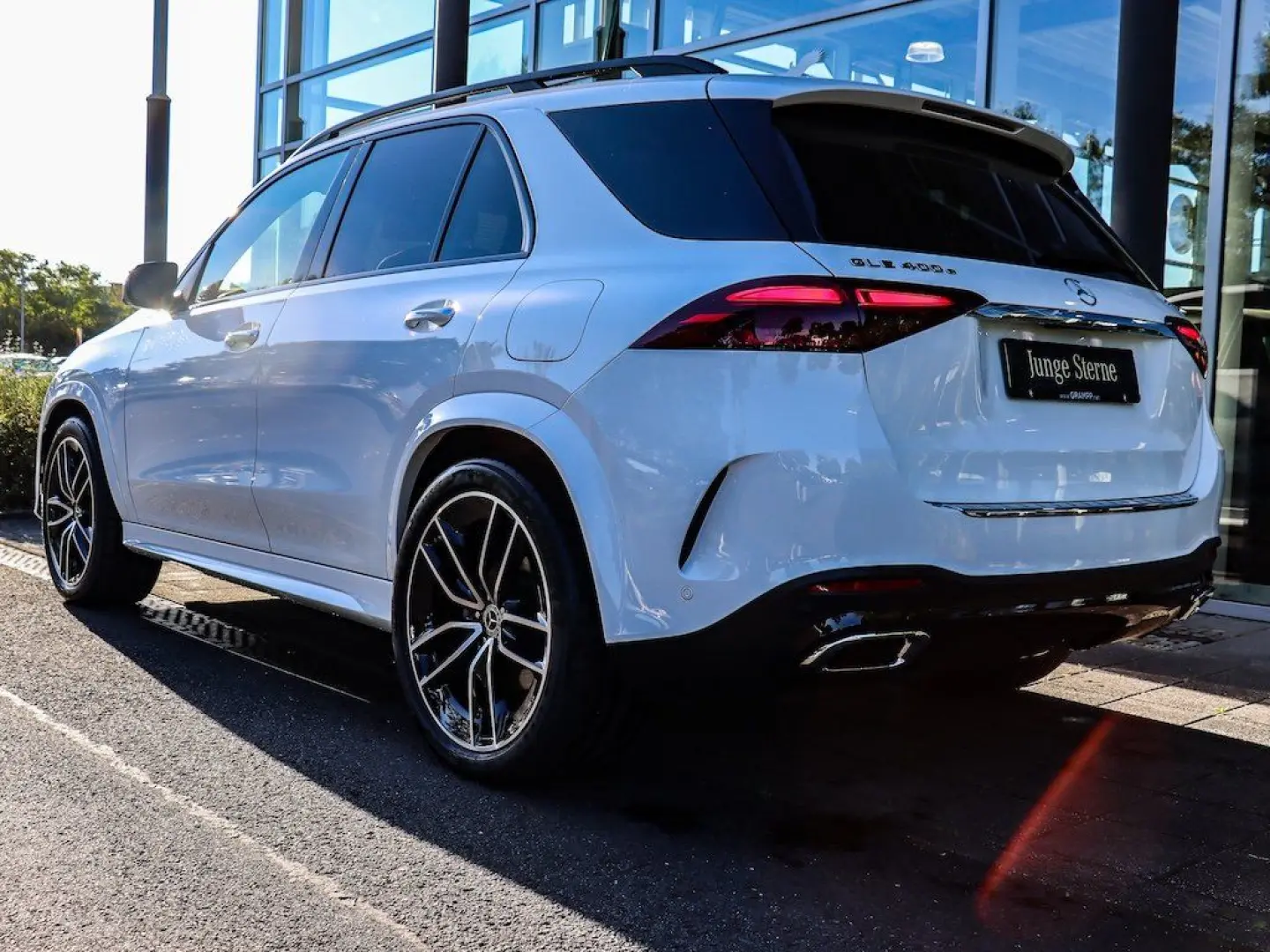 GLE 400e 4M AMG Advanced-Plus Fahrassi Pano AHK