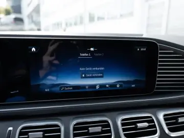 GLE 300 d 4M AMG-Sport Pano HUD Distr Night 21'