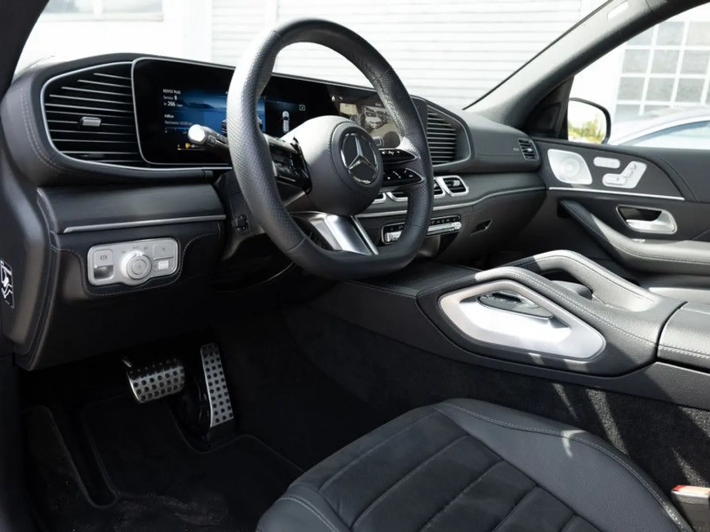 GLE 300 d 4M AMG-Sport Pano HUD Distr Night 21'