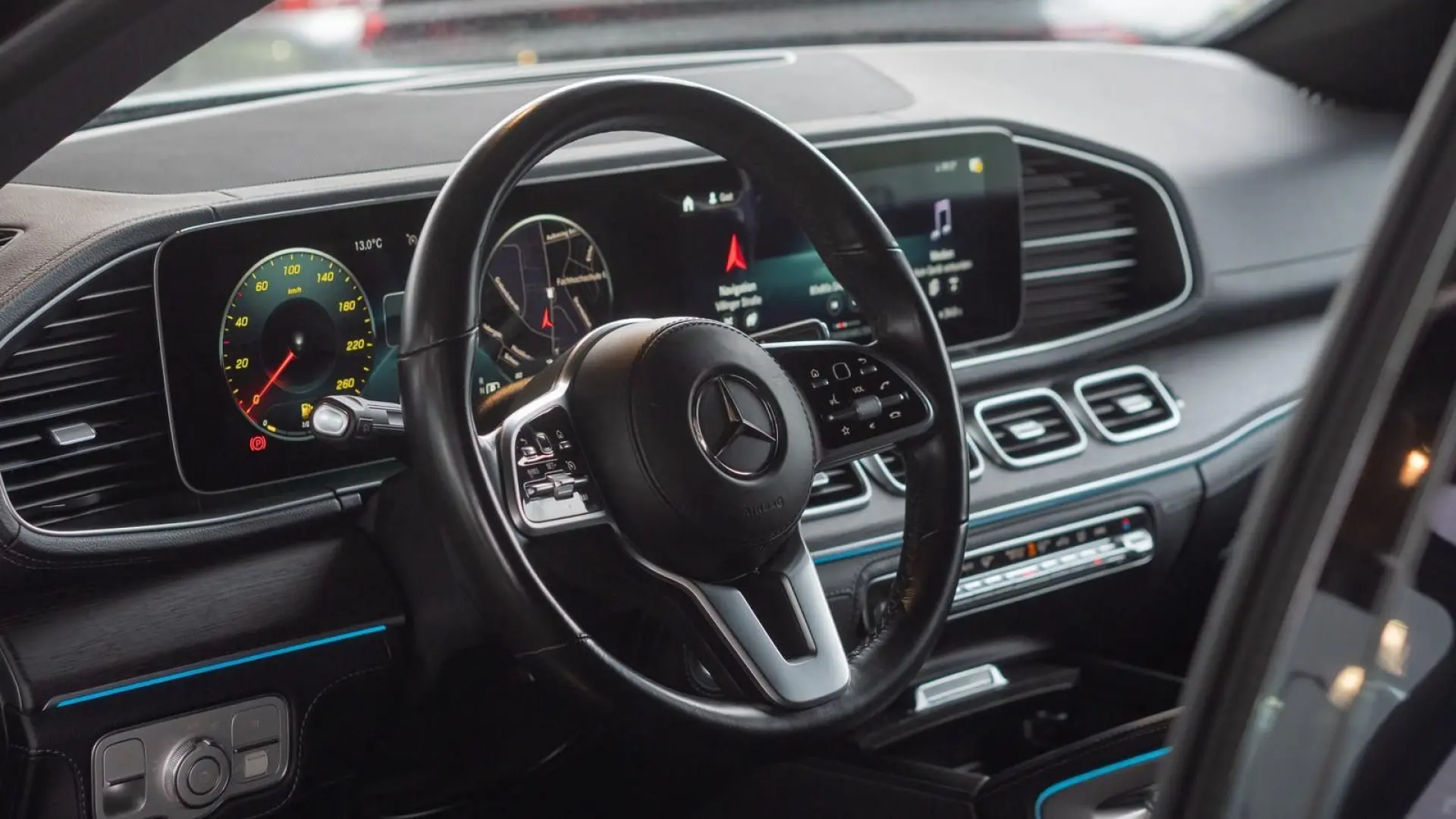 GLE 350 d AMG 4M TOT 360  LUFT SPUR PANO BURMEST