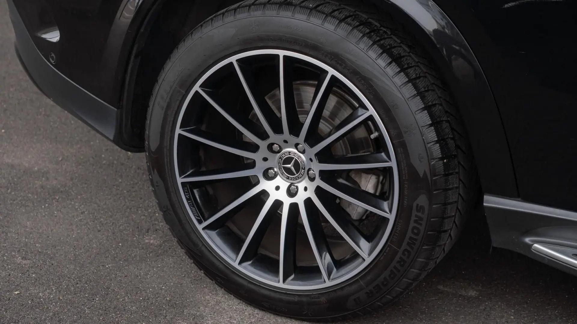GLE 350 d AMG 4M TOT 360  LUFT SPUR PANO BURMEST