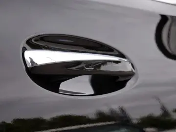 GLE 580 4M BURM AMG DISTR AIRMATIC PANO SPUR