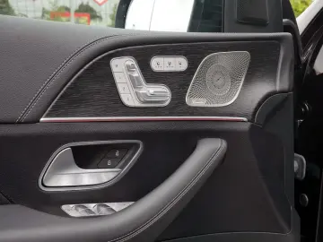 GLE 580 4M BURM AMG DISTR AIRMATIC PANO SPUR