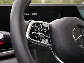 GLE 580 4M BURM AMG DISTR AIRMATIC PANO SPUR