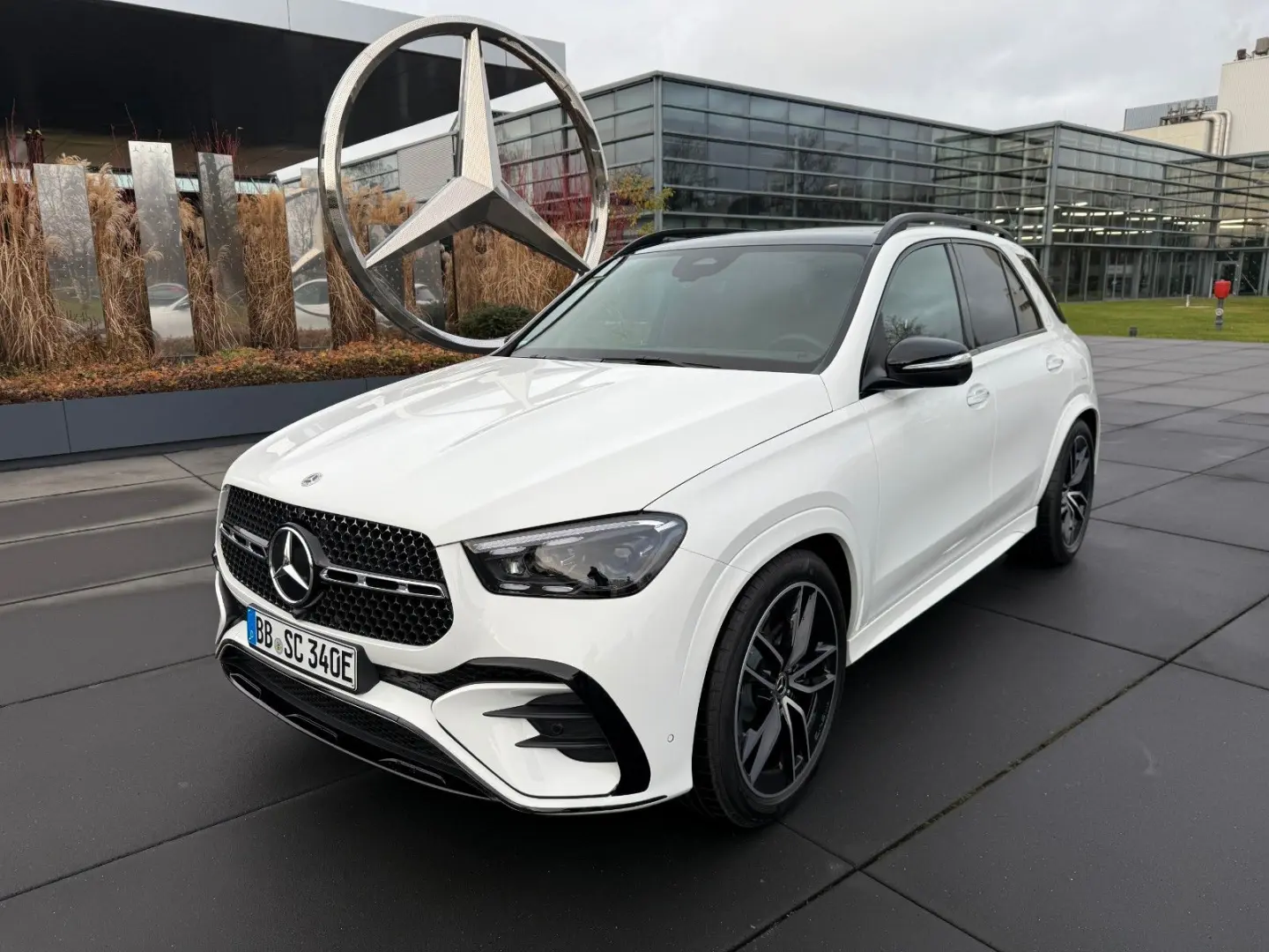 GLE 350 de 4Matic PARKTRONIC MBUX 22  AMG-RÄDER