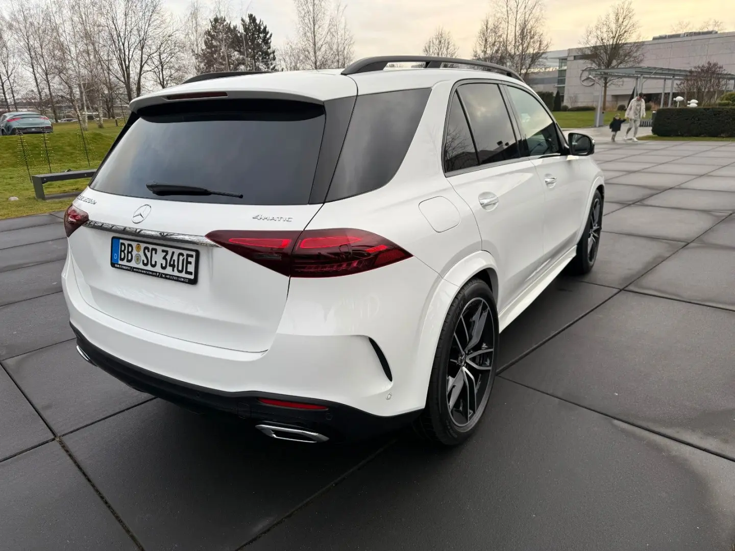 GLE 350 de 4Matic PARKTRONIC MBUX 22  AMG-RÄDER