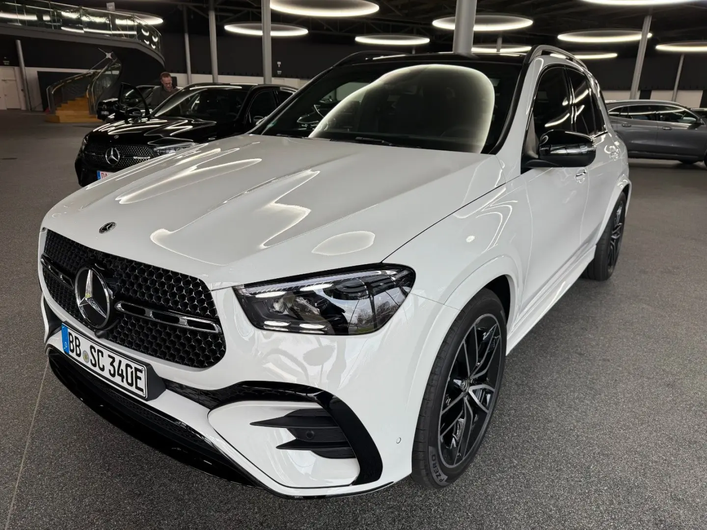 GLE 350 de 4Matic PARKTRONIC MBUX 22  AMG-RÄDER