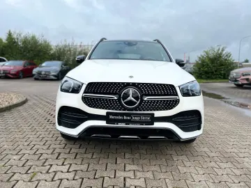 GLE 400 d 4M AMG Night AHK Multib Distr HUD Pano