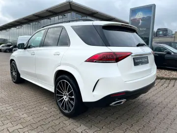 GLE 400 d 4M AMG Night AHK Multib Distr HUD Pano