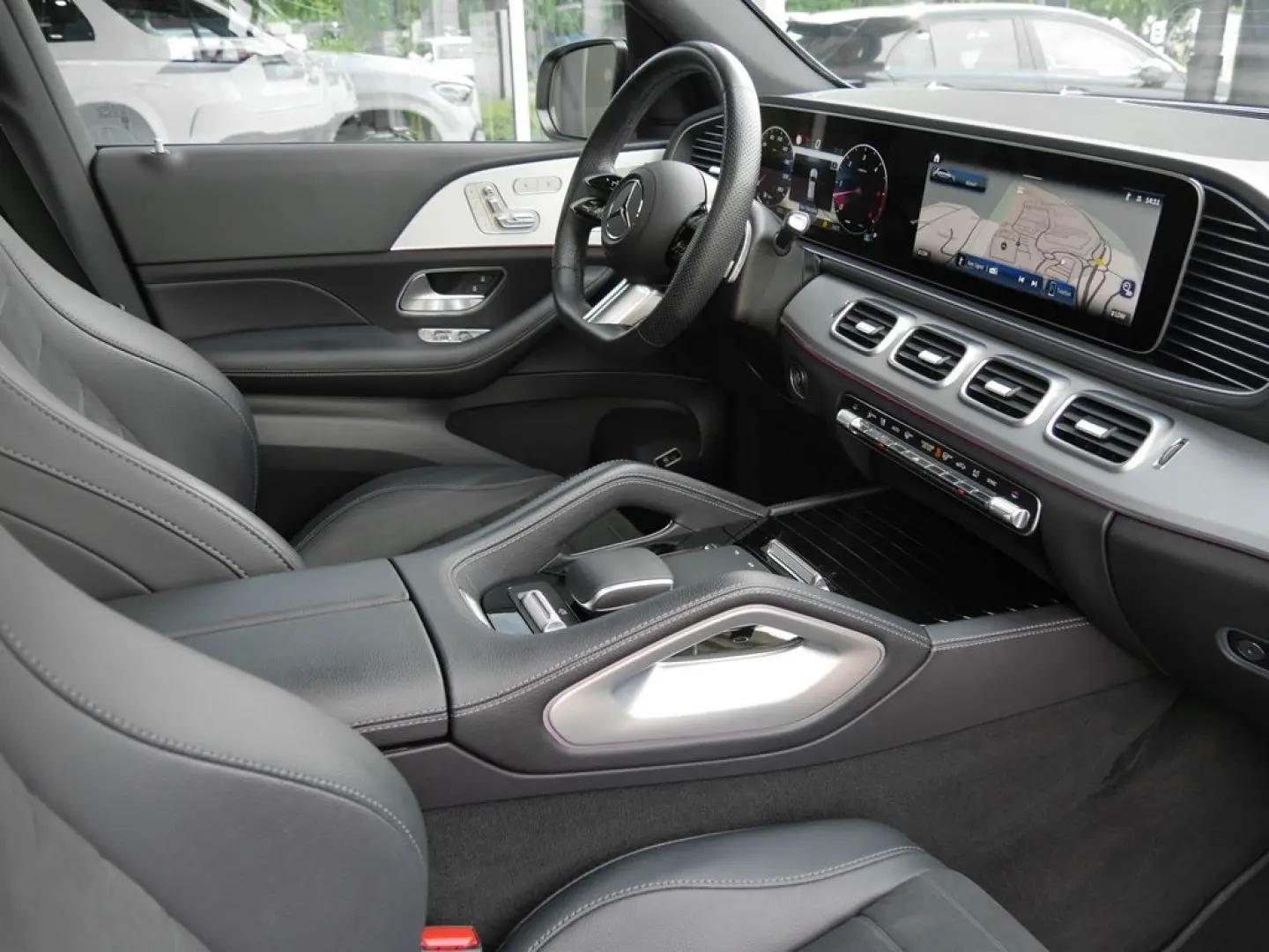 GLE 450 d 4MATIC  AMG NIGHT KEYL NAVI MBeam PANO