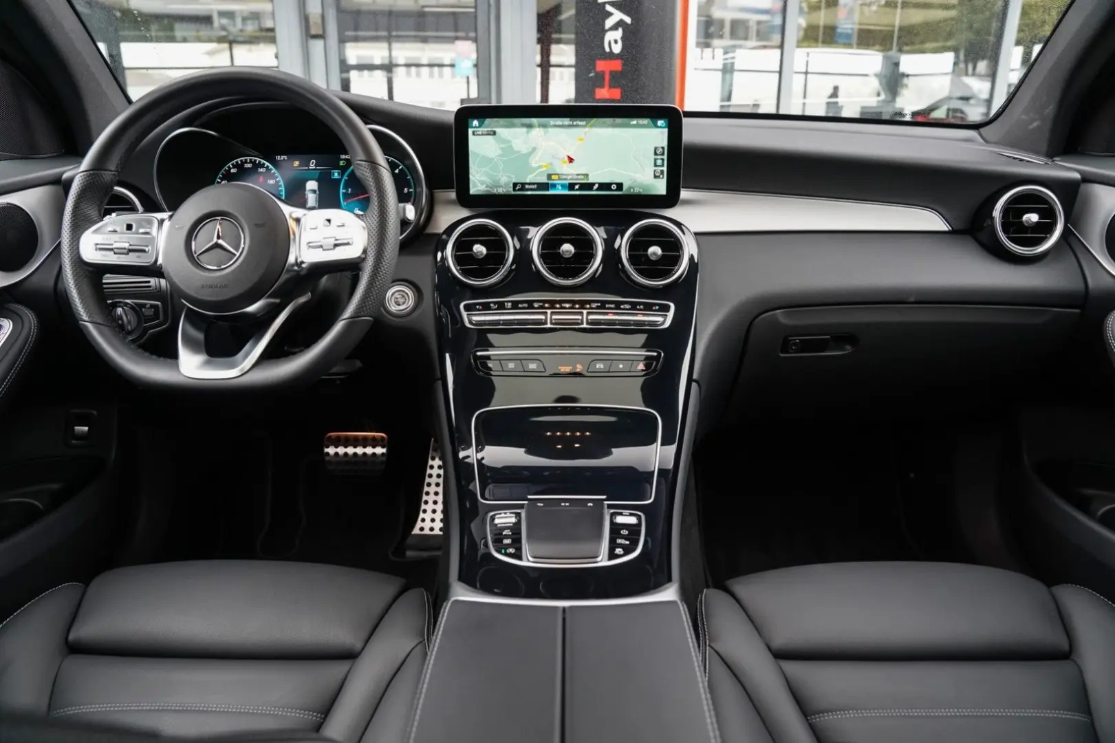 GLC 400d 4M Coupe DISTRONIC-AHK-Kamera-S.Dach