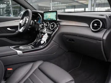 GLC 400d 4M Coupe DISTRONIC-AHK-Kamera-S.Dach