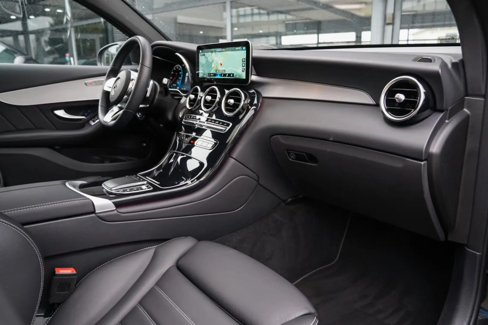 GLC 400d 4M Coupe DISTRONIC-AHK-Kamera-S.Dach