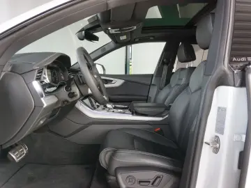 Q8 50 TDI quattro S line OLED Pano Laser HuD Std