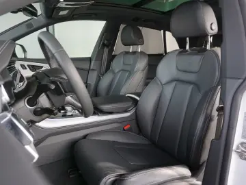 Q8 50 TDI quattro S line OLED Pano Laser HuD Std