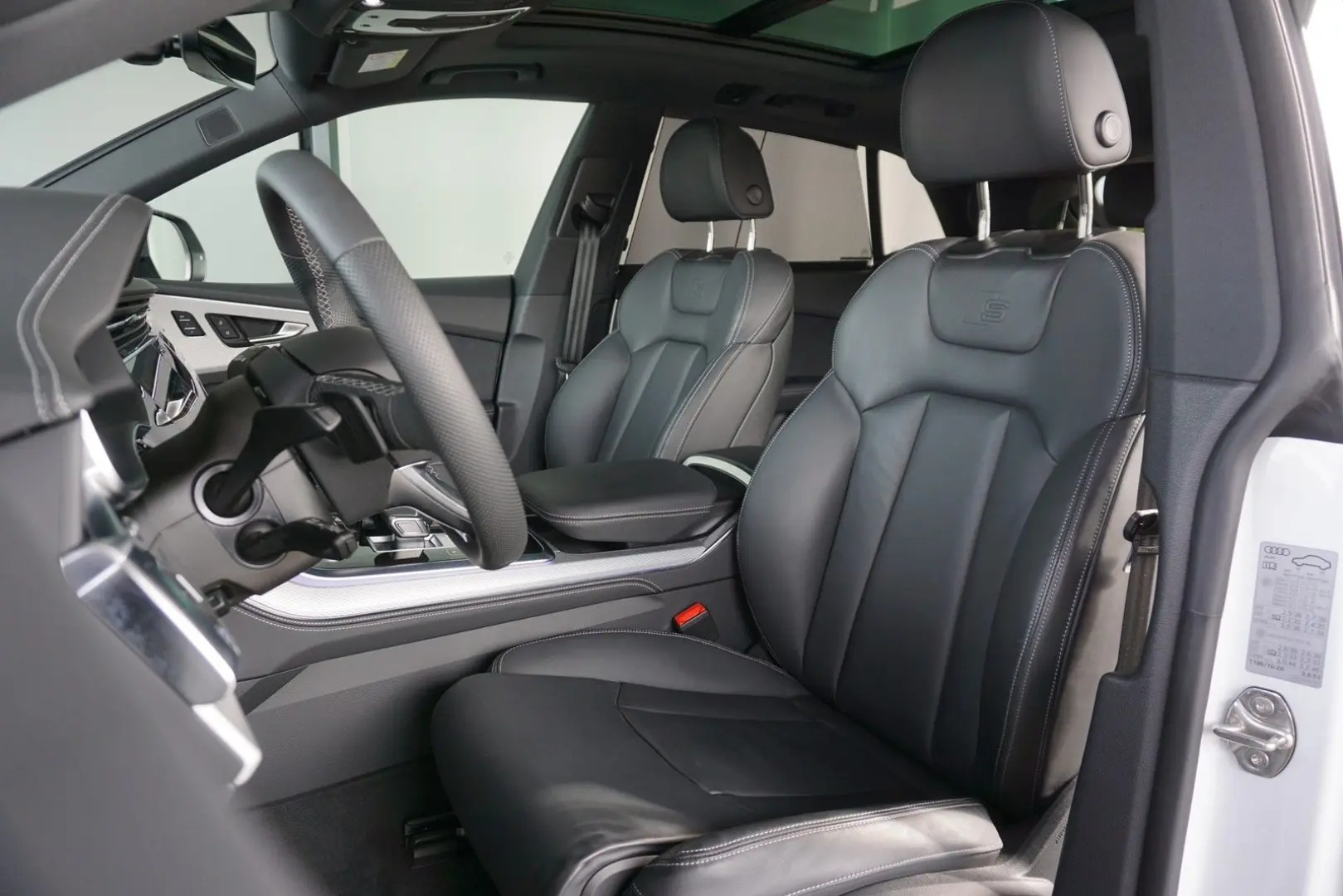 Q8 50 TDI quattro S line OLED Pano Laser HuD Std