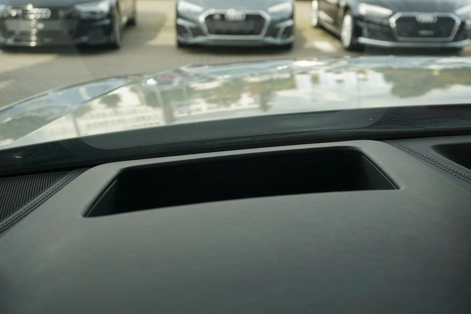 Q8 50 TDI quattro S line OLED Pano Laser HuD Std