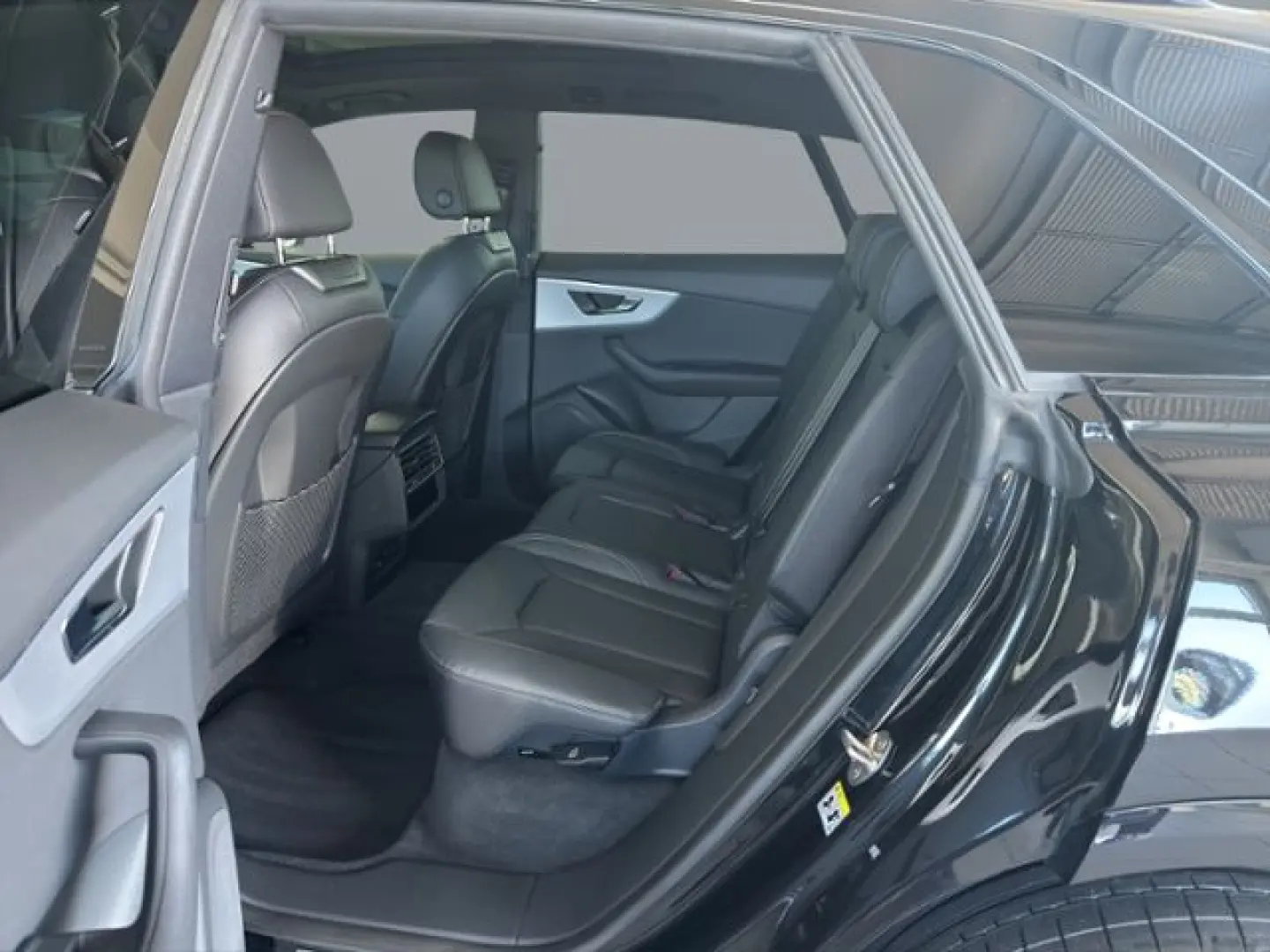 Q8 S line 50TDI tiptronic quattro S-Line  AHK Lu