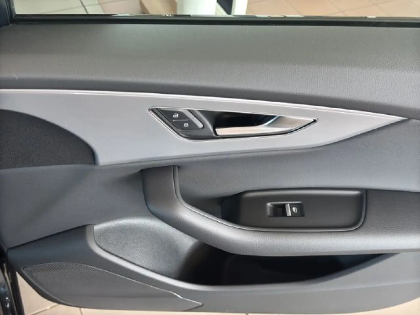 Q8 S line 50TDI tiptronic quattro S-Line  AHK Lu