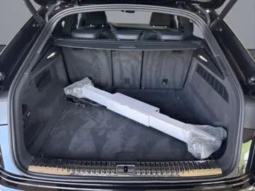 Q8 S line 50TDI tiptronic quattro S-Line  AHK Lu