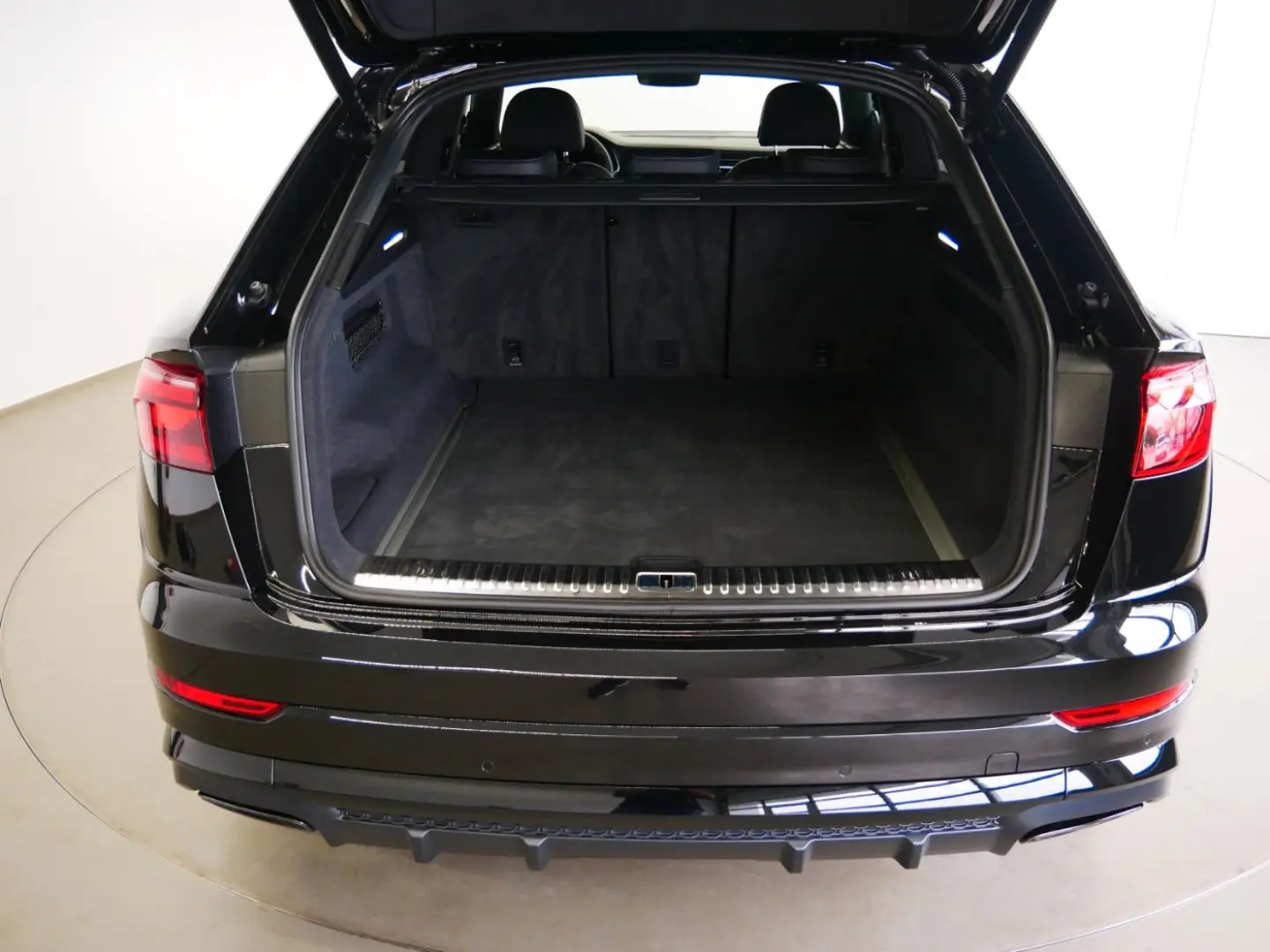 Q8 50 TDI quattro S line MATRIX AHK PANO HEAD-UP