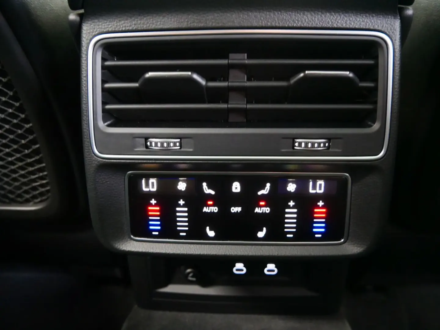 Q8 50 TDI quattro S line MATRIX AHK PANO HEAD-UP