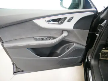 Q8 50 TDI quattro S line MATRIX AHK PANO HEAD-UP