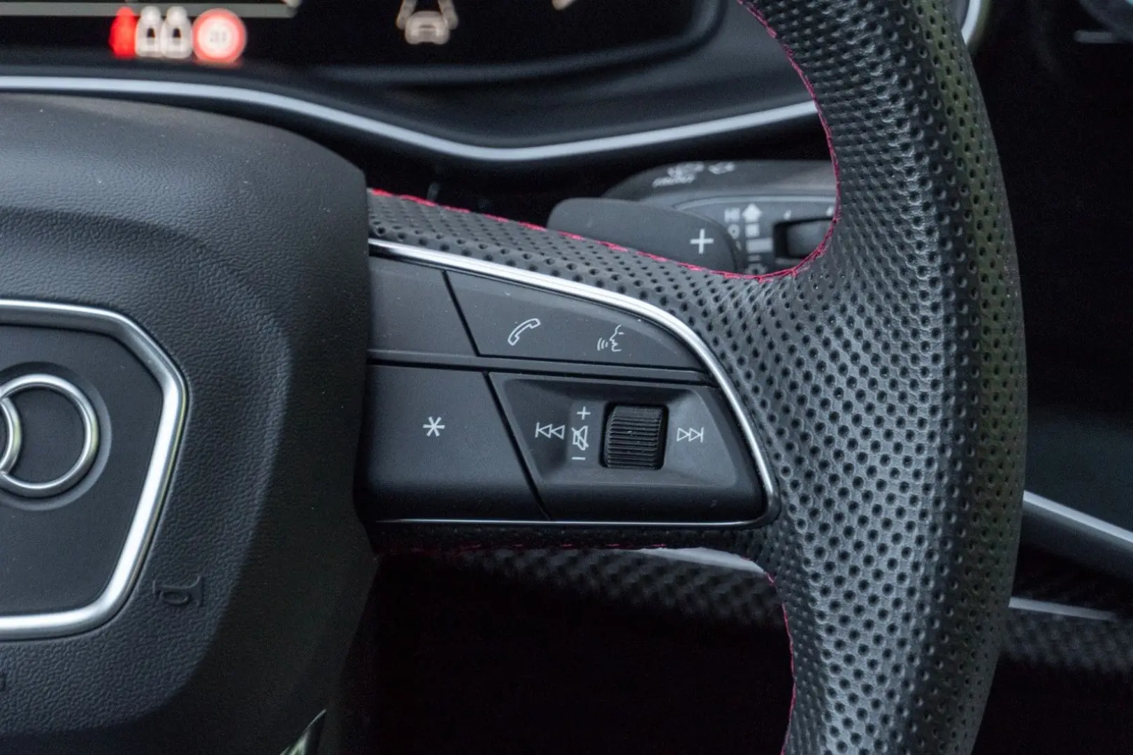 Q8 50 TDI QUATTRO.S LINE.MATRIX.LUFTF.PANO.AHK