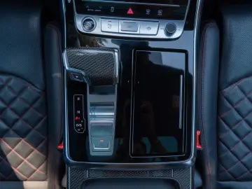 Q8 50 TDI QUATTRO.S LINE.MATRIX.LUFTF.PANO.AHK