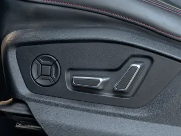 Q8 50 TDI QUATTRO.S LINE.MATRIX.LUFTF.PANO.AHK