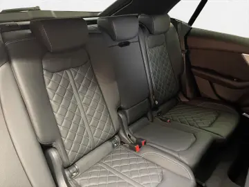 Q8 50 TDI qu. S line AHK Pano Matrix LM 23  B&O