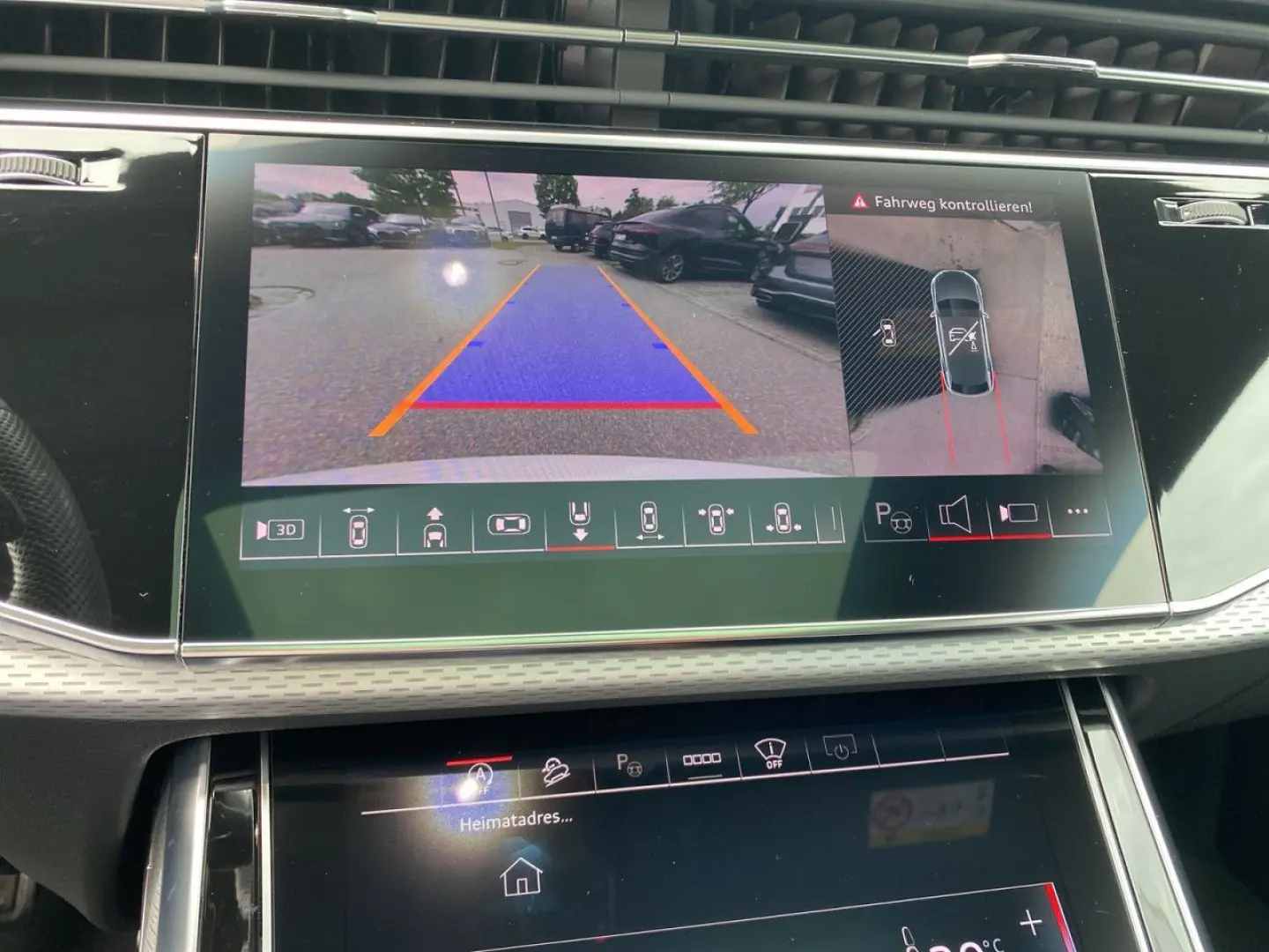 Q8 SUV 50 TDI quattro S line tiptr. ACC SH Laser