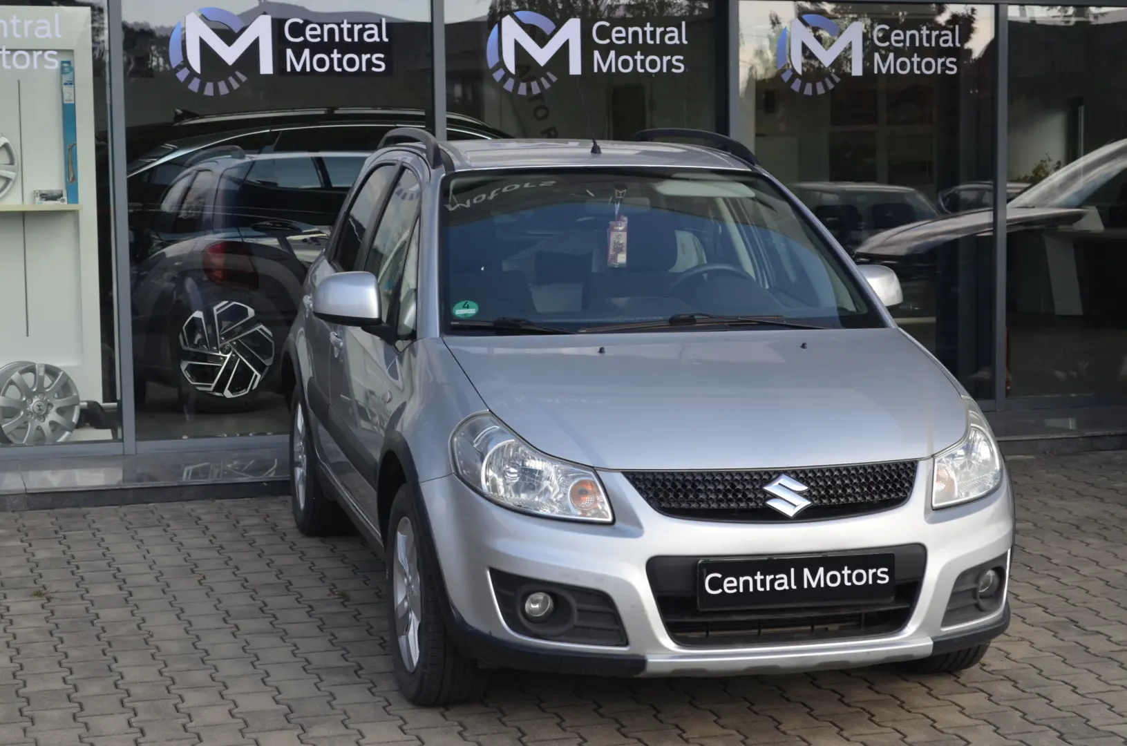Suzuki SX4