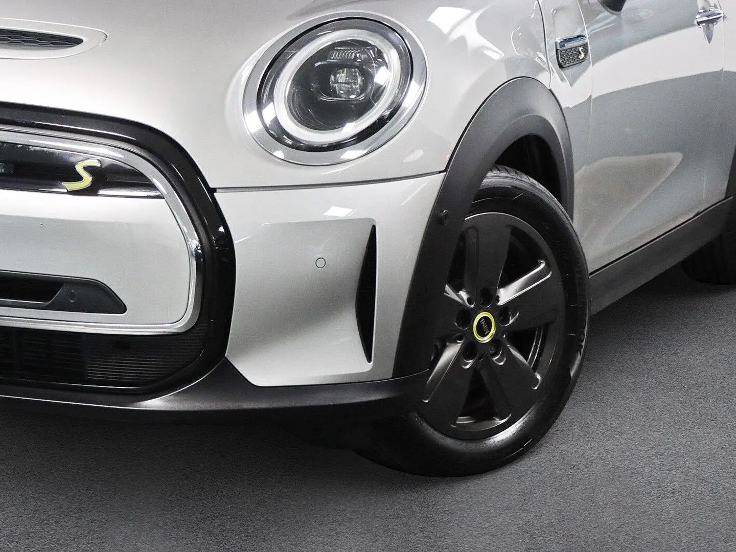 Cooper SE Head Up Panorama Glasdach