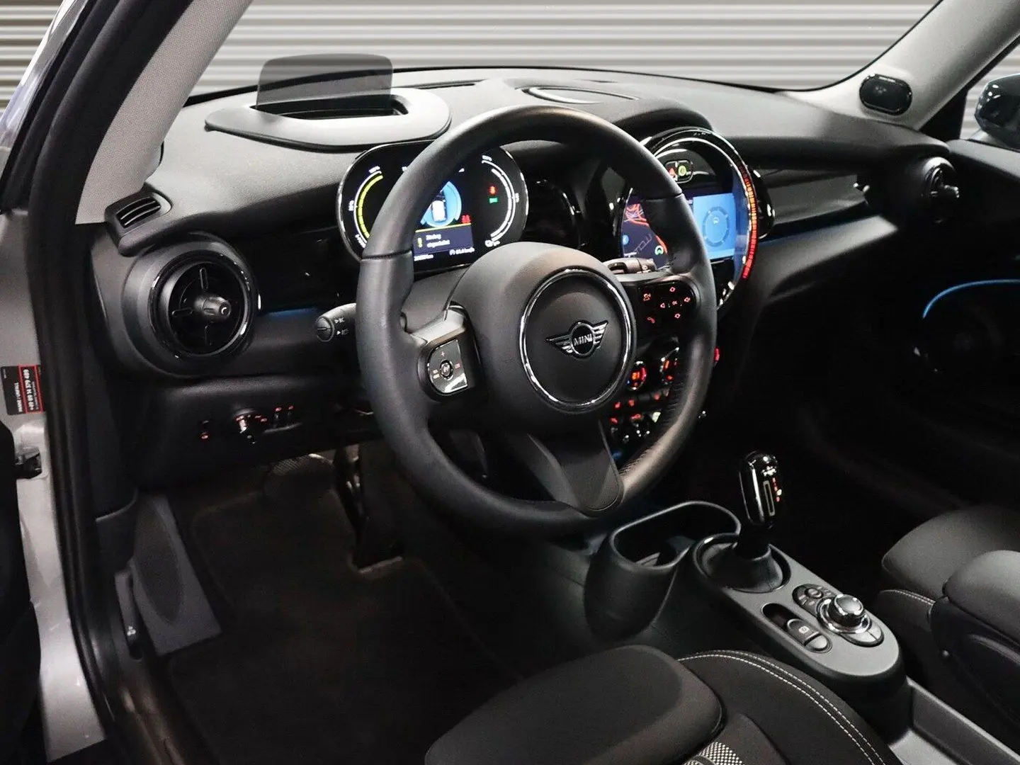 Cooper SE Head Up Panorama Glasdach