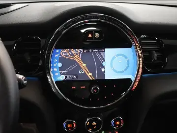 Cooper SE Head Up Panorama Glasdach