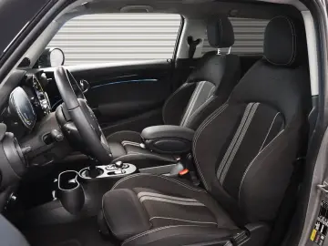 Cooper SE Head Up Panorama Glasdach