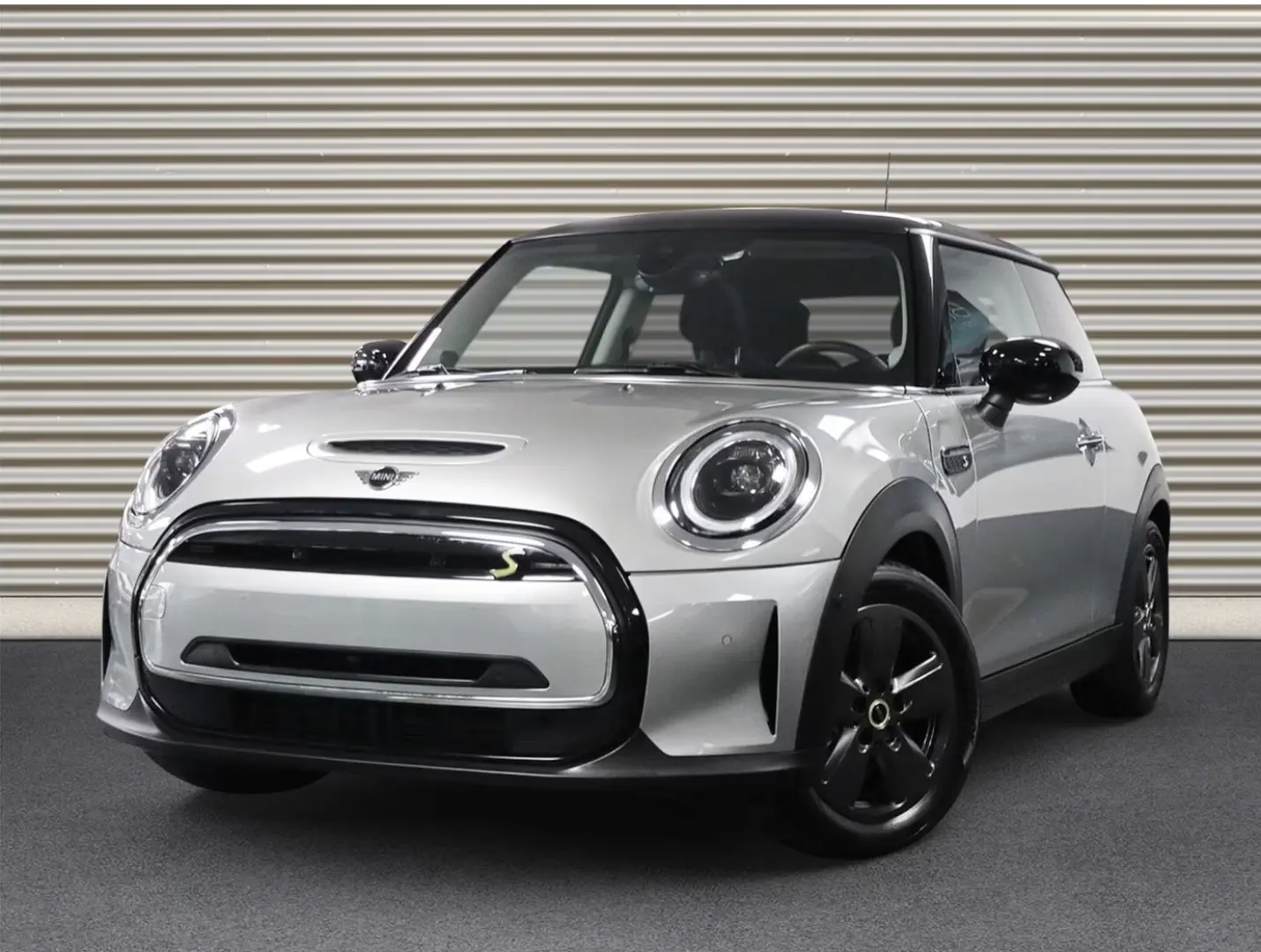 Cooper SE Head Up Panorama Glasdach