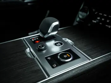 Land Rover Range Rover HSE D300
