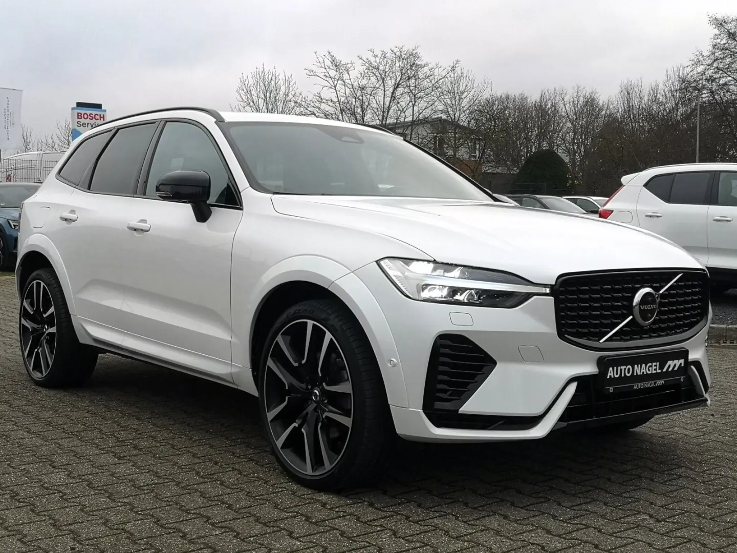 XC60 T6 AWD R-Design Plug-In SD Keyless-Start BC