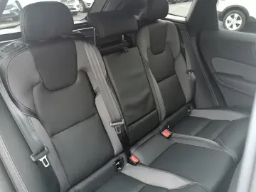 XC60 T6 AWD R-Design Plug-In SD Keyless-Start BC