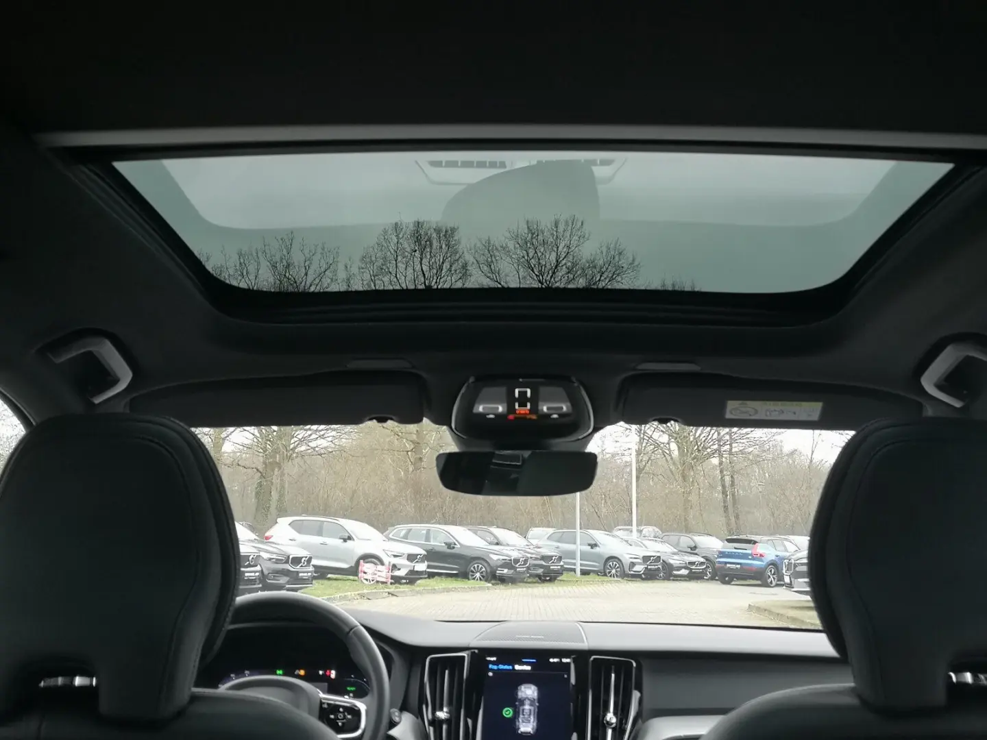 XC60 T6 AWD R-Design Plug-In SD Keyless-Start BC