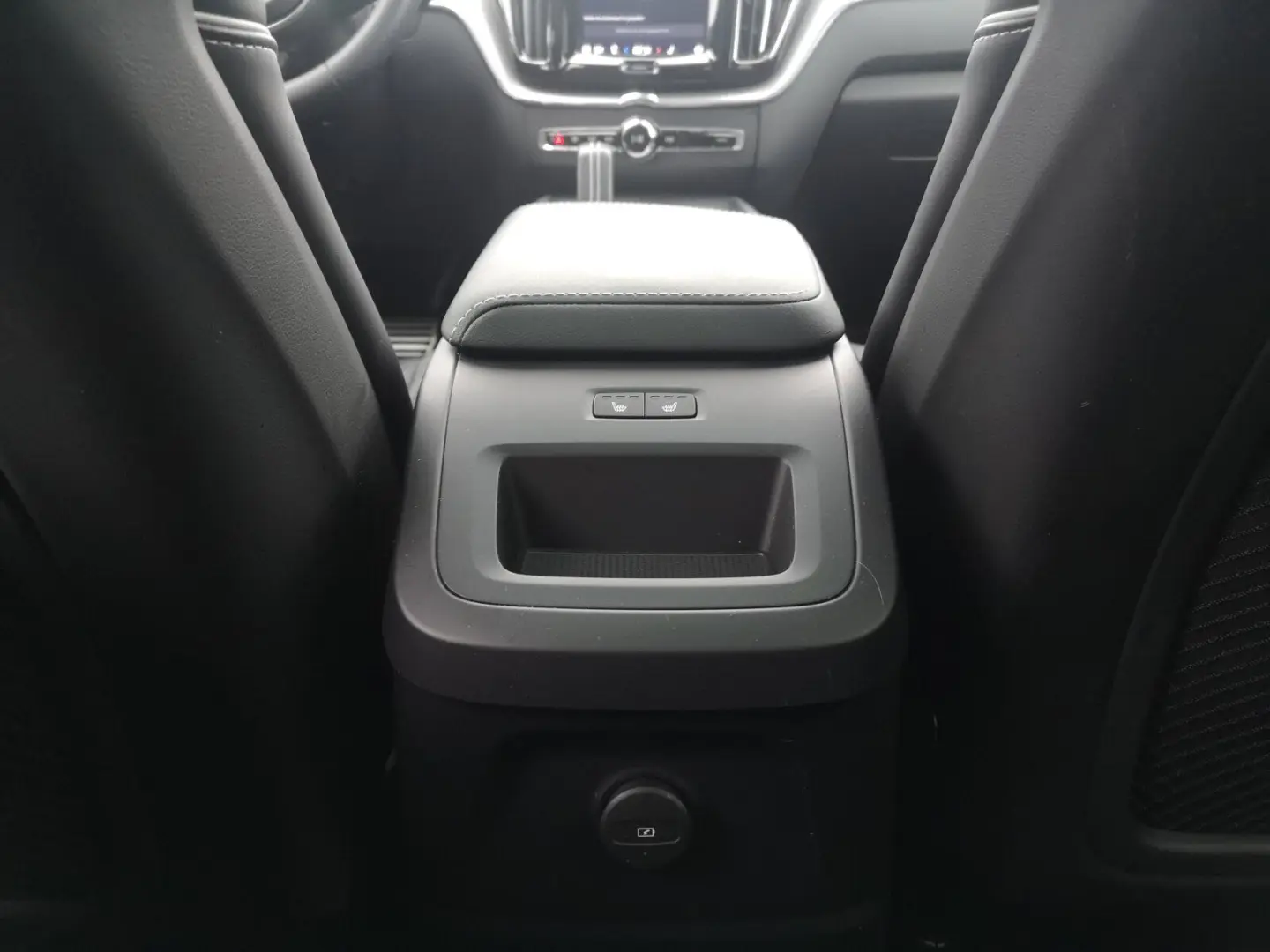 XC60 T6 AWD R-Design Plug-In SD Keyless-Start BC