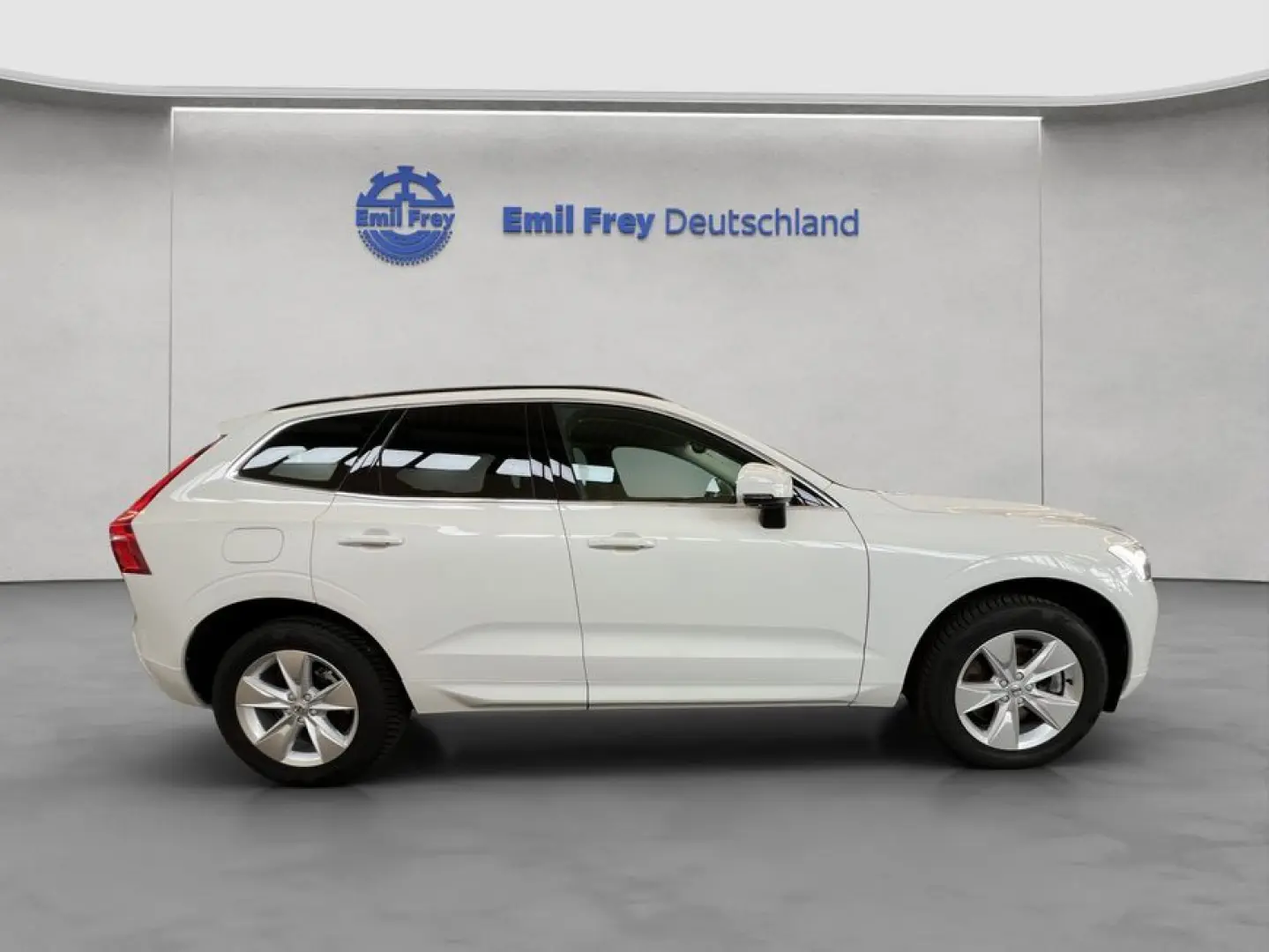 XC60 B4 Momentum-Pro Aut Google-Maps LED-Thors-H