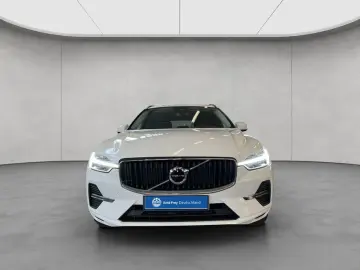 XC60 B4 Momentum-Pro Aut Google-Maps LED-Thors-H